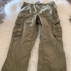 H&M L.O.G.G boys Green Cargo pants. Size 6-7.